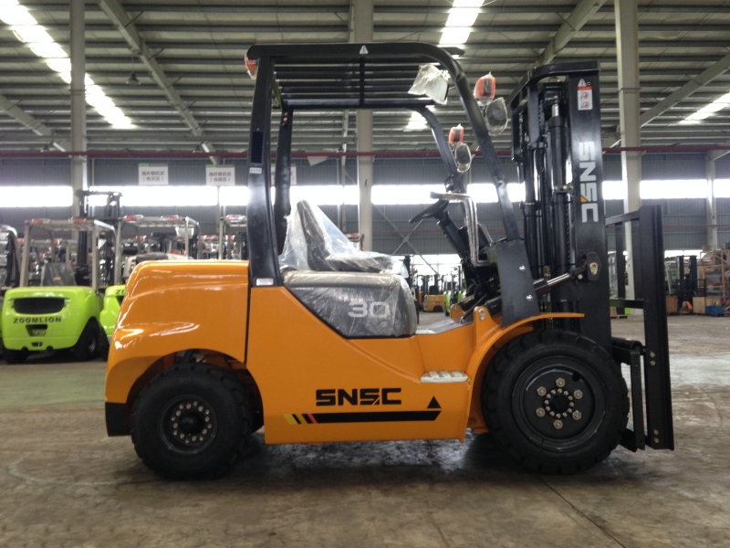 SNSC FD30 3T Diesel Forklift to ALGERIA