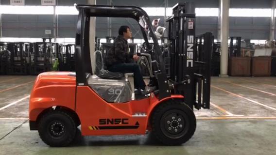 SNSC FD30 3T Diesel Forklift to CHILE