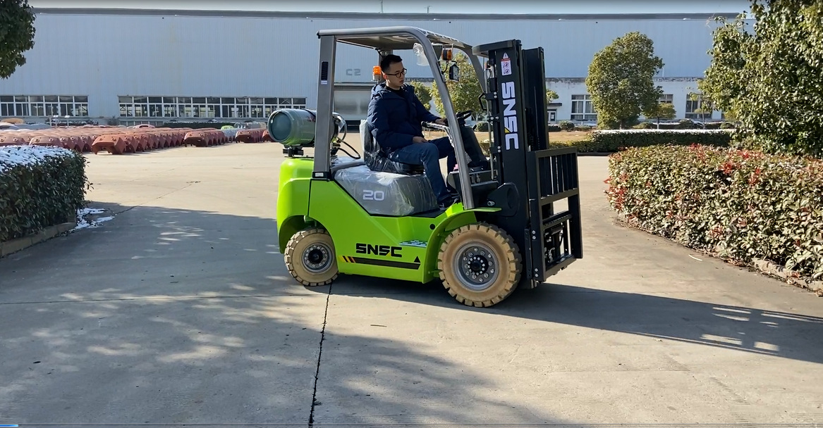 SNSC FL20 2T LPG and Gasoline Duel Fuel Forklift  to Ghana