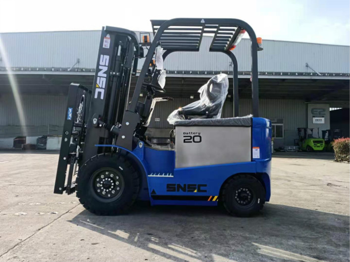 SNSC 2t ton 2.5 ton 3 ton diesel forklift  and electric forklift  to Austria